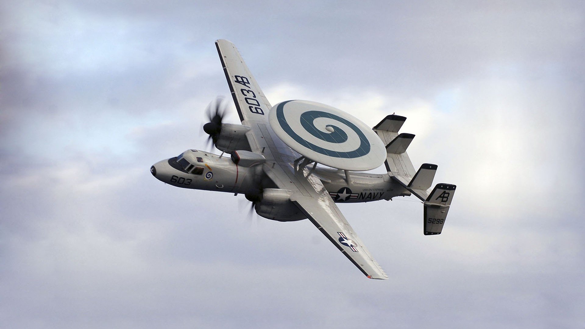 球员的日常:训练之外的趣味生活揭秘,职业球员的生活