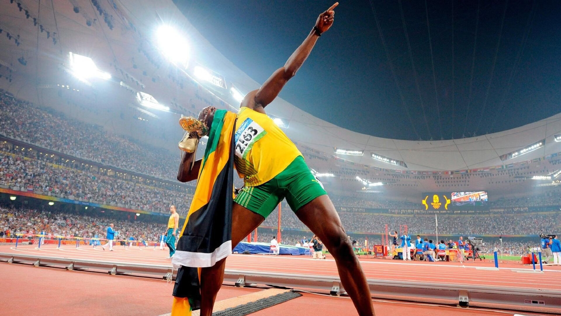 米兰体育在线-“冠军荣耀：令人动容的夺冠瞬间”，荣耀冠军贴吧