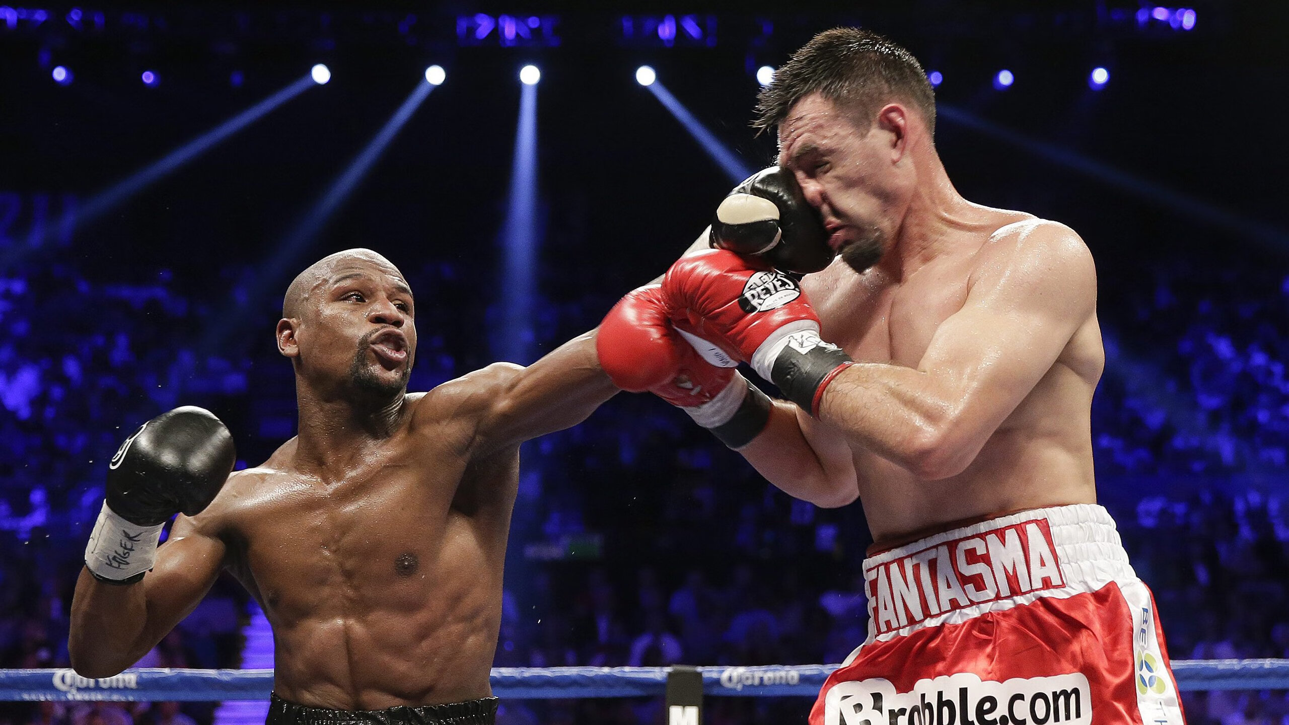 米兰体育登录-哈兰德神级表现，英超连续10场破门领跑射手榜，哈兰德联赛进球